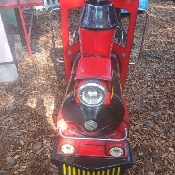 Le Train Express rouge 3