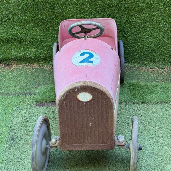 Voiture &agrave; p&eacute;dales rouge n&deg; 2 3