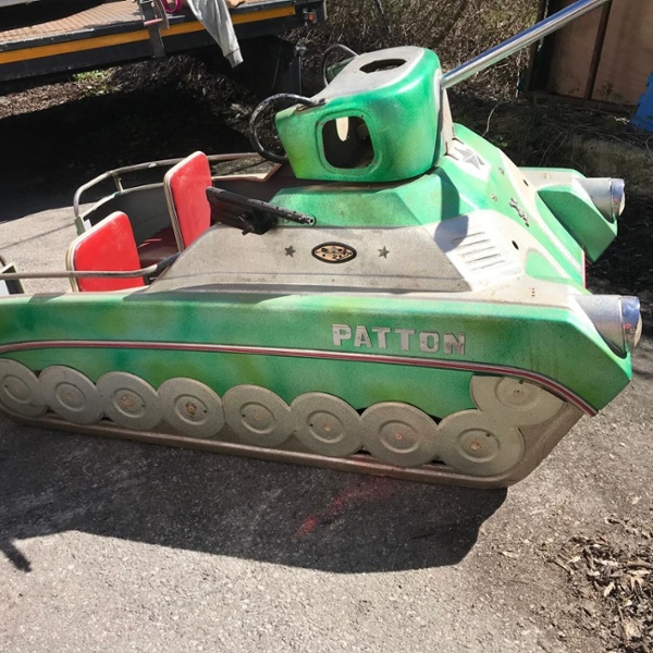 Char Tank Gris Autop&egrave;de 2