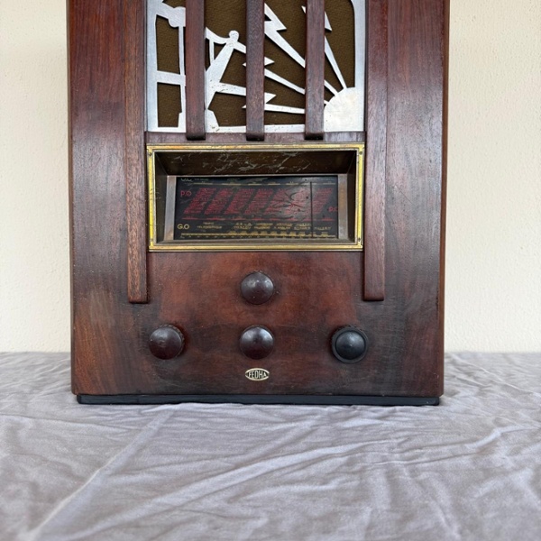 Poste de radio ancien Fedha 2