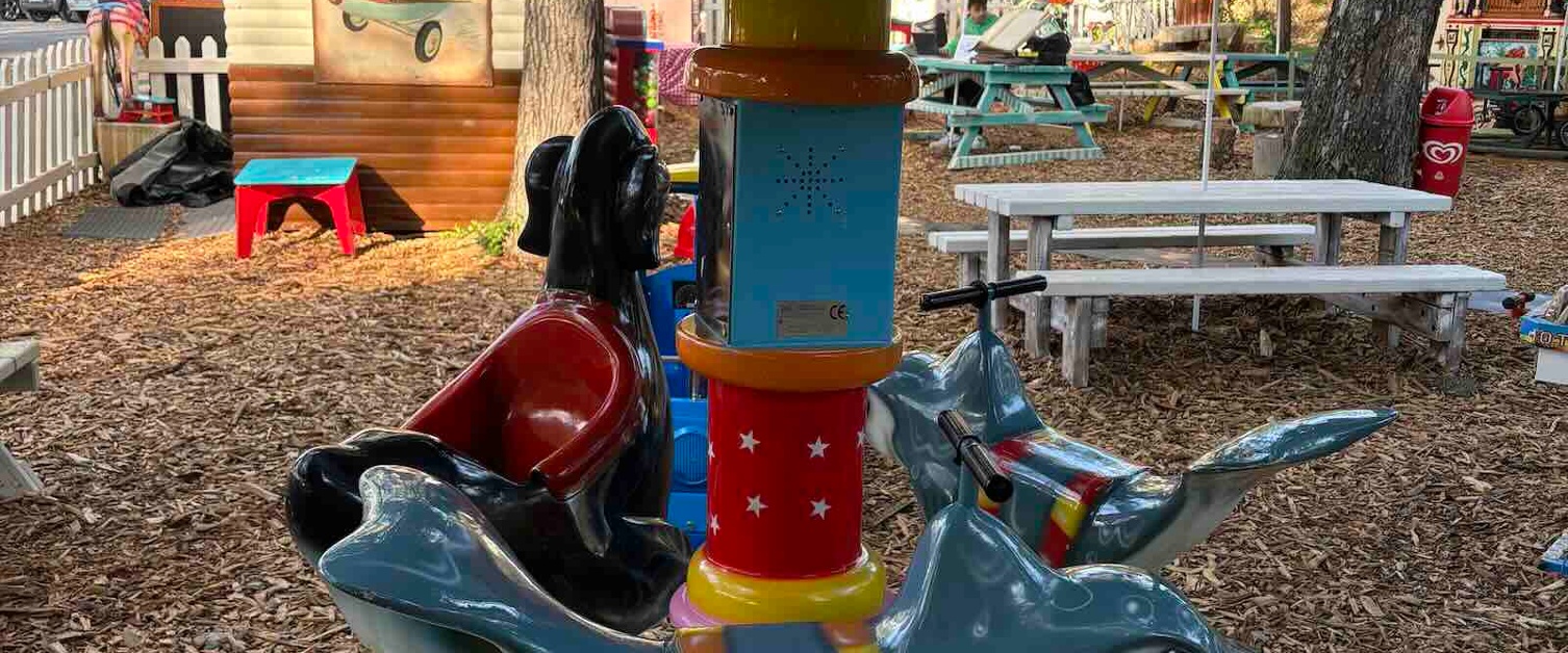 Carrousel Dauphins